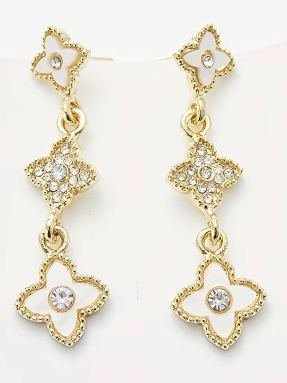Flower drop earrings